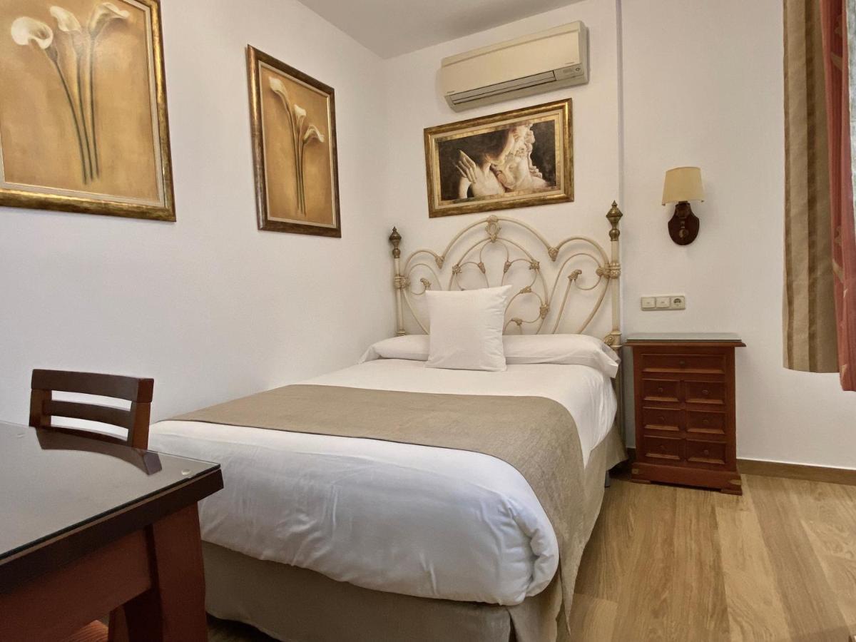 Hostal Rodri (Adults Only) Granada Eksteriør billede